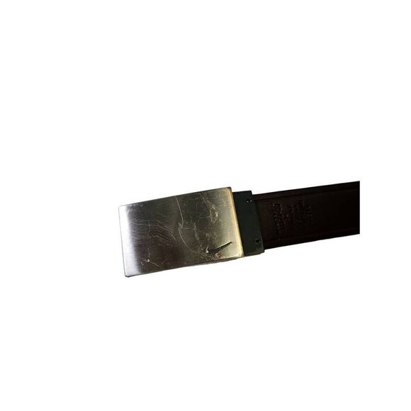 Nike Golf black belt, with silver buckle. Size 34. - Picture 2 of 5